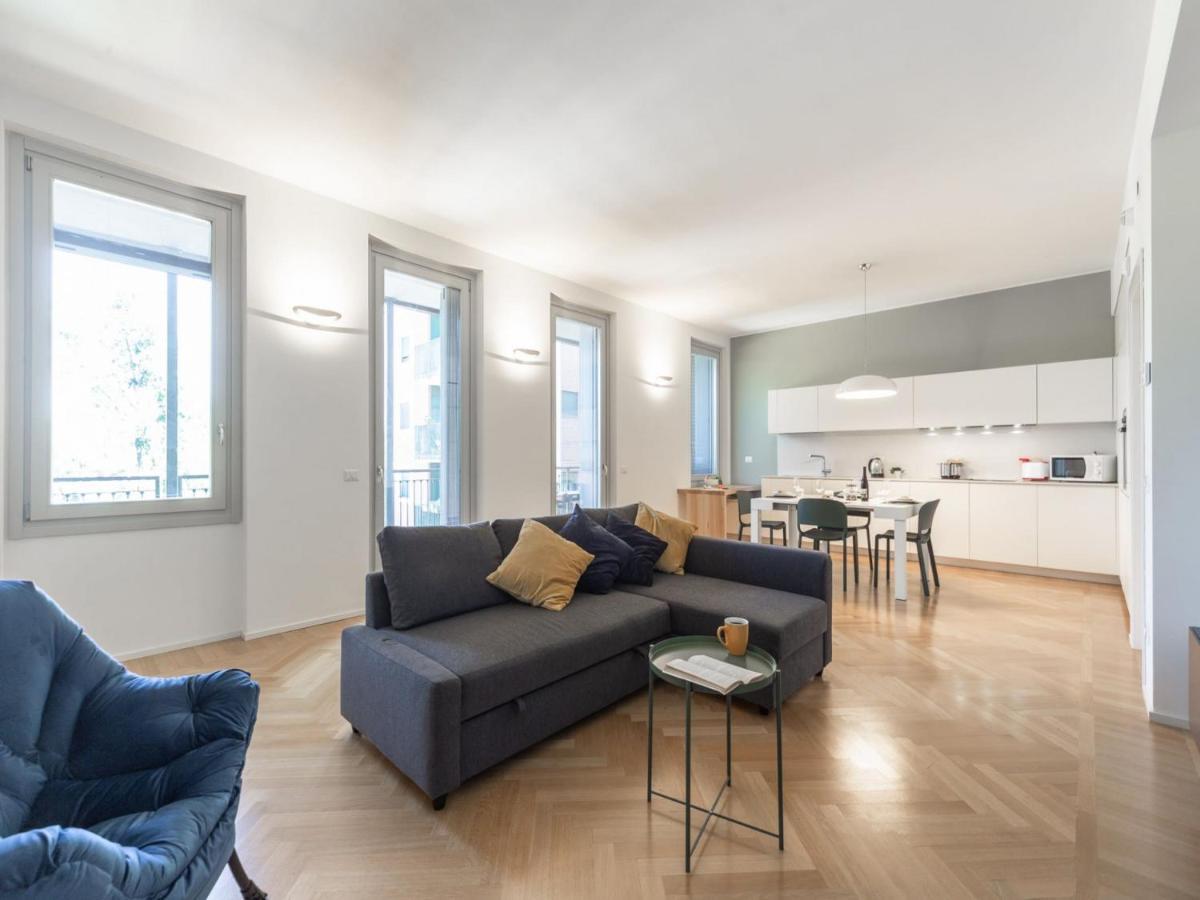The Best Rent - Spacious Three-Bedroom Apartment With Terrace Milano Exterior foto