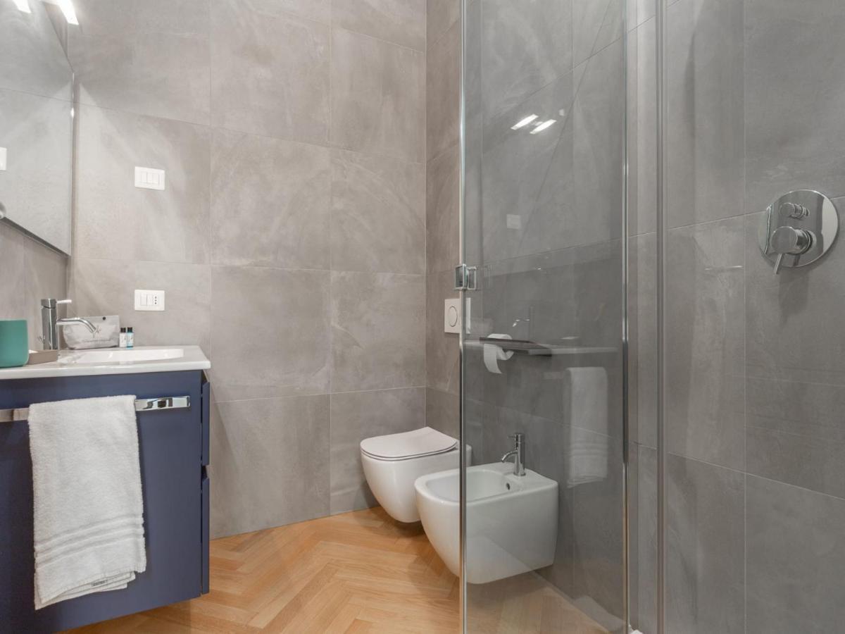 The Best Rent - Spacious Three-Bedroom Apartment With Terrace Milano Exterior foto