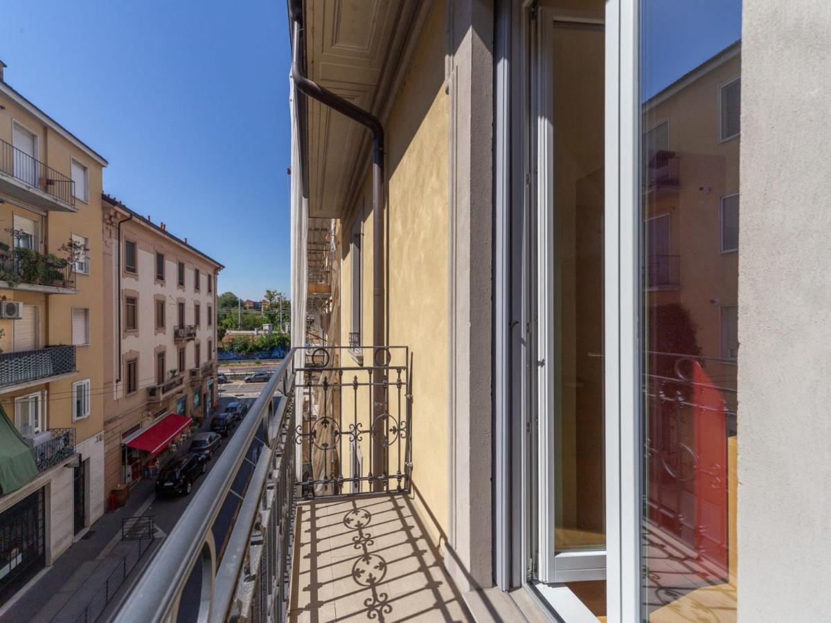 The Best Rent - Spacious Three-Bedroom Apartment With Terrace Milano Exterior foto