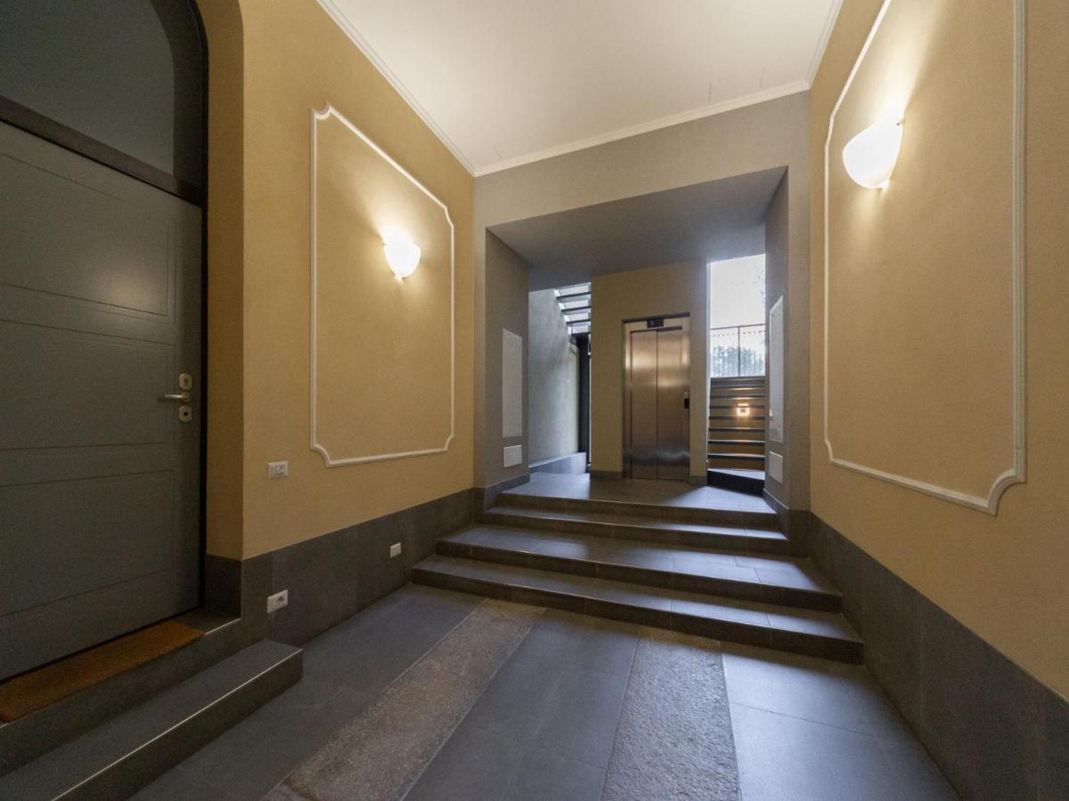 The Best Rent - Spacious Three-Bedroom Apartment With Terrace Milano Exterior foto